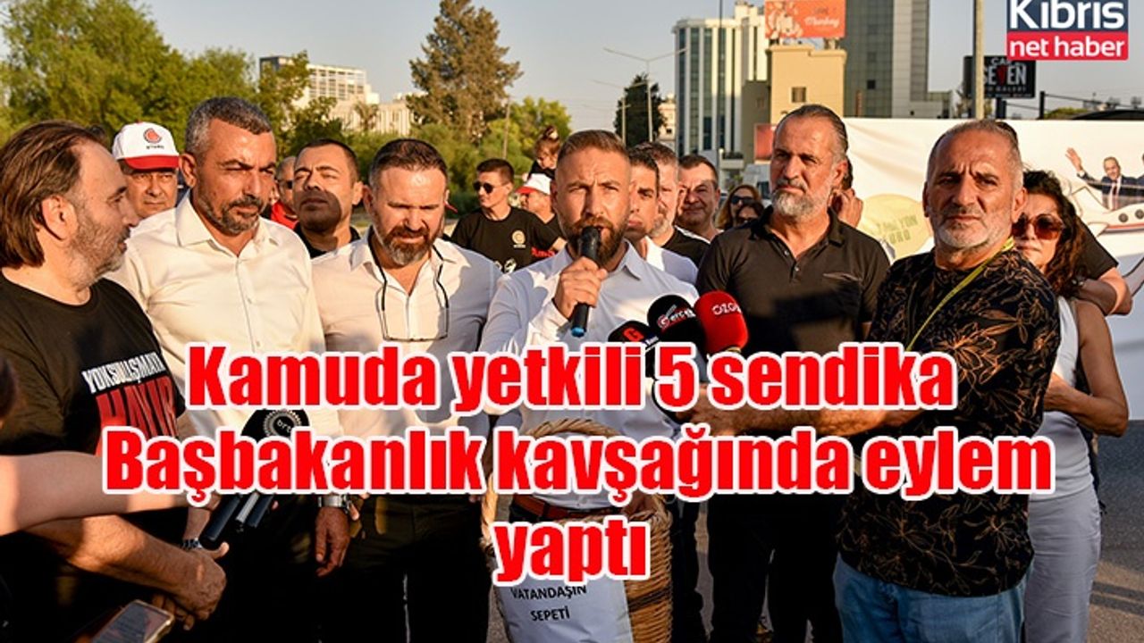 Kamuda yetkili 5 sendika Başbakanlık kavşağında eylem yaptı