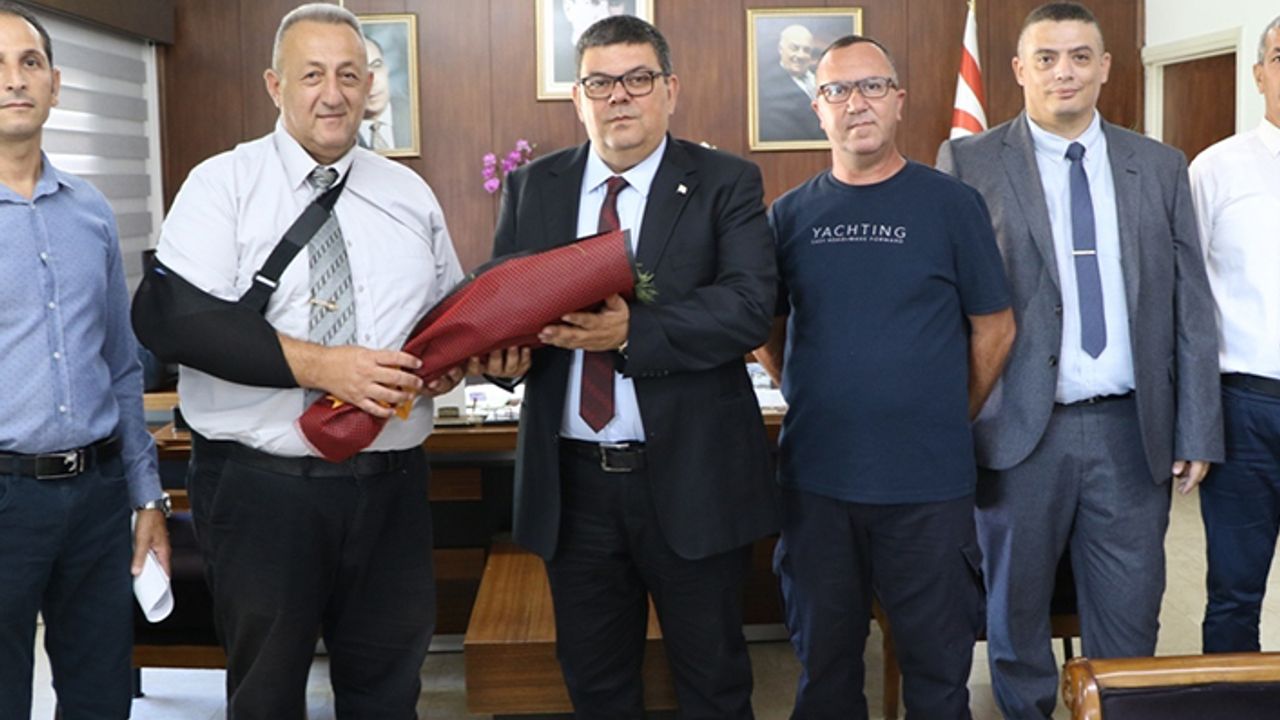 Maliye Bakanı Berova Kıbrıs Türk Polis Mensupları Derneği'ni kabul etti