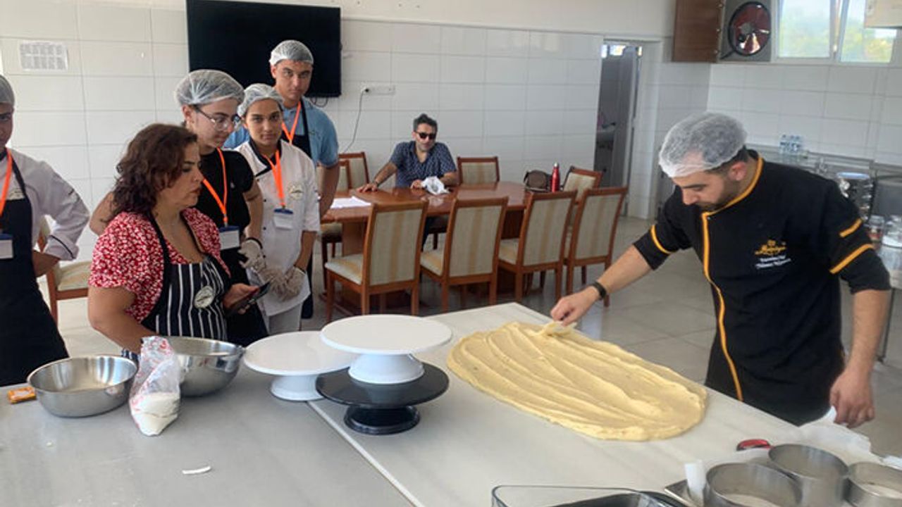 Rotary kulüpleri gençlere yönelik motivasyon eğitimi düzenledi