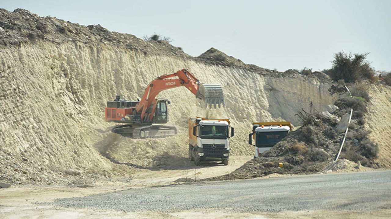 Yiğitler-Pile yolunda yapım çalışmaları Çayhan düzlüğüne ulaştı