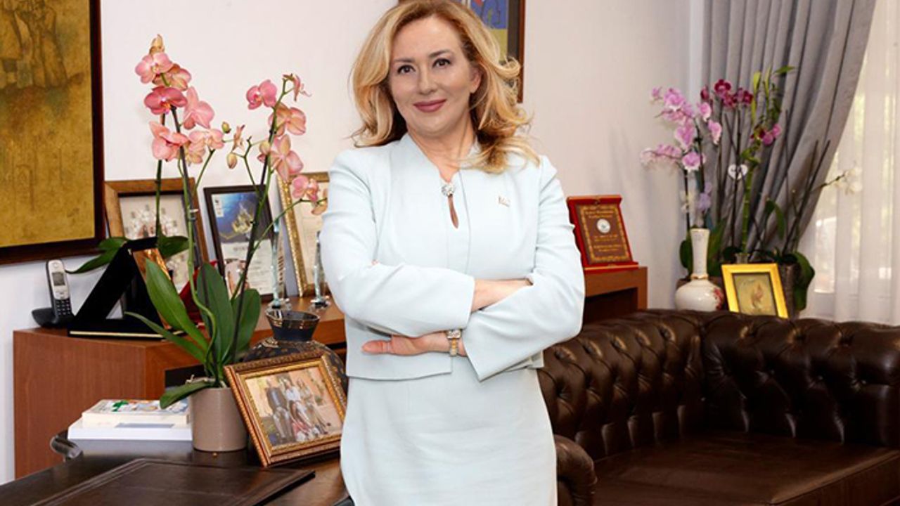 Sibel Tatar’dan Kanal T’nin devrine ilişkin açıklama