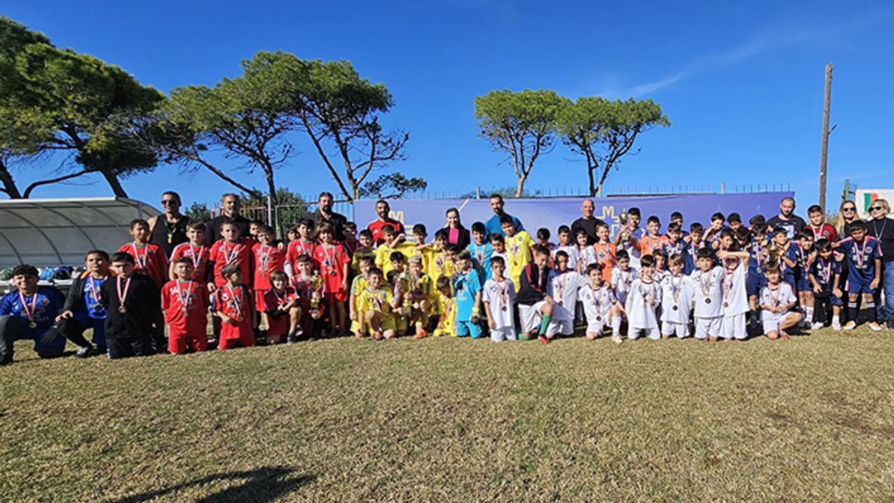 Merit Spor Oyunları’nda miniklerden futbol şöleni