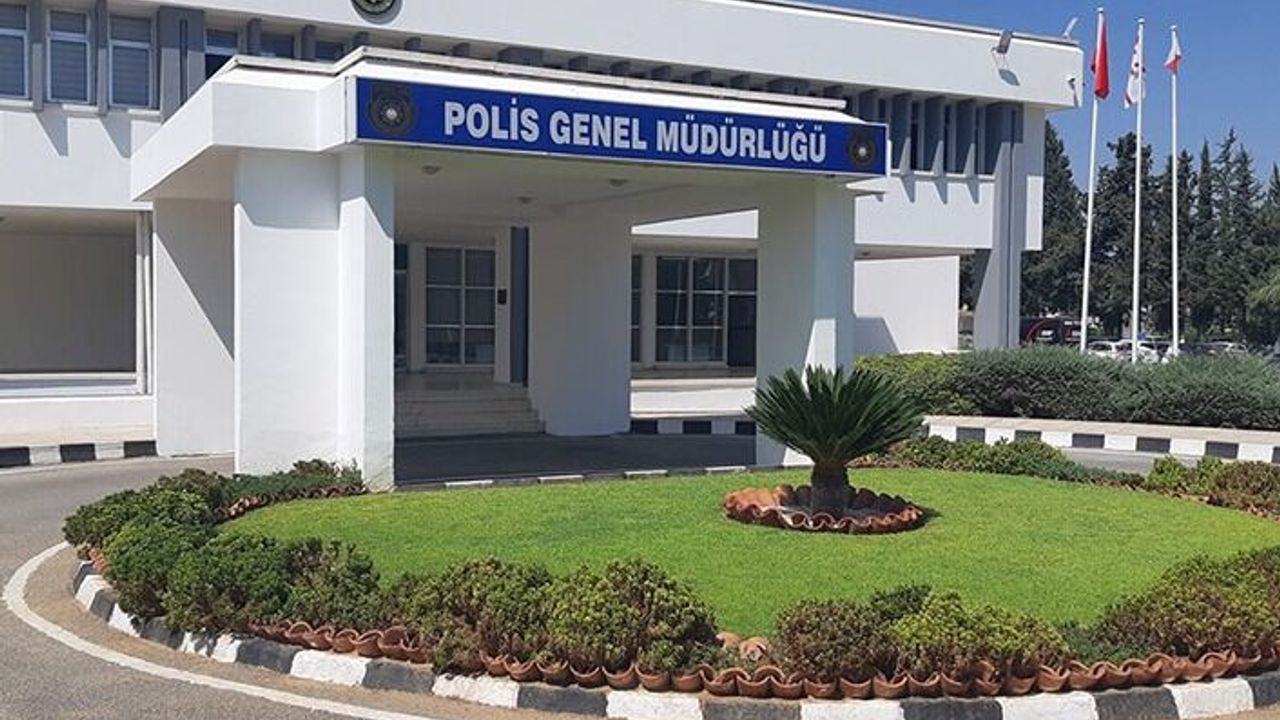 Girne’de evinde kurusıkı tabanca bulunan kişi tutuklandı