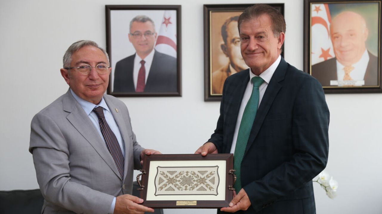Arıklı, Galatasaray Spor Kulübü Divan Kurulu heyetini kabul etti