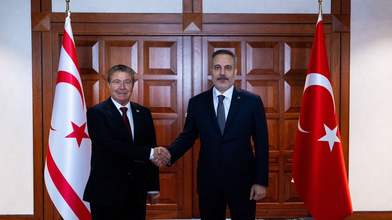 Başbakan Üstel, Fidan ile Ankara'da görüştü