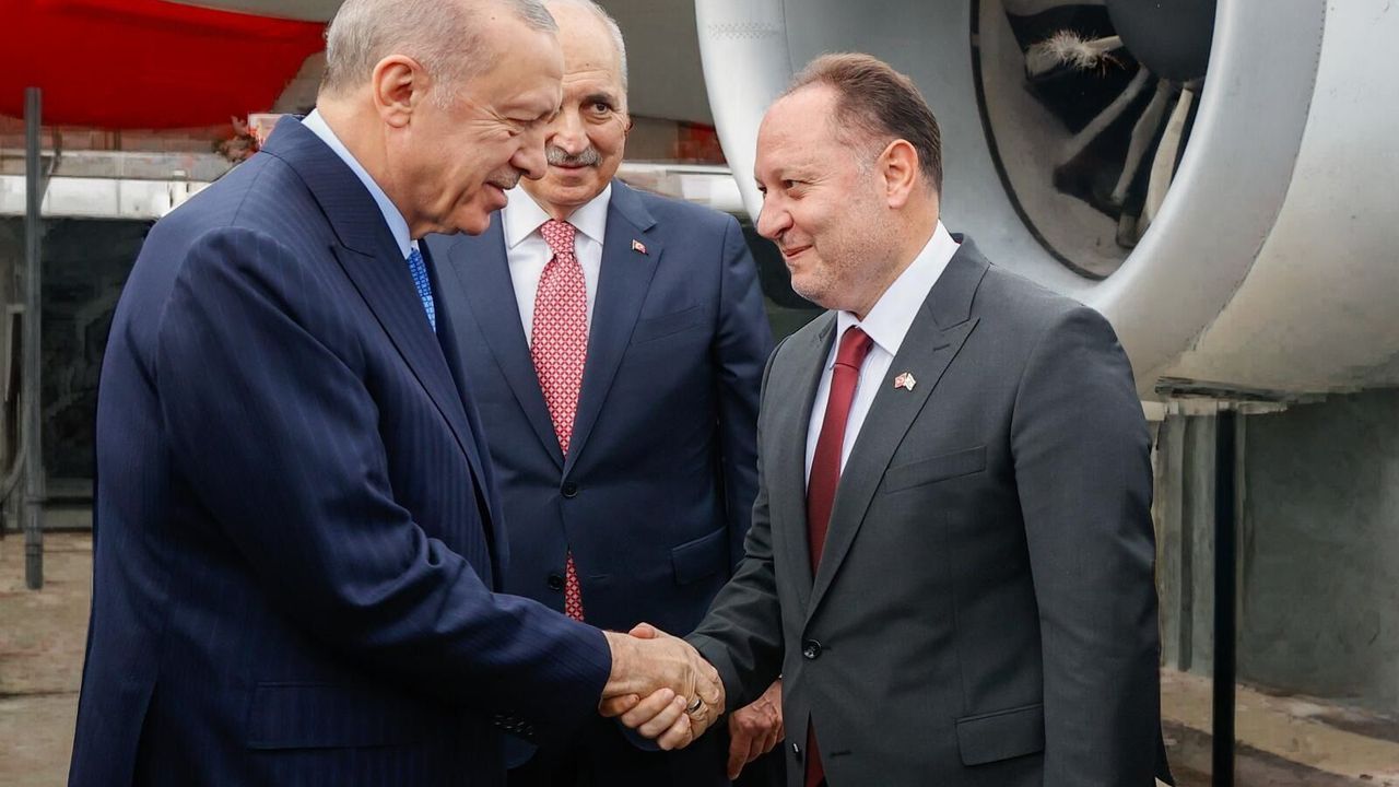 Öztürkler’den AK Parti’nin Kuruluş Yıl Dönümü Mesajı