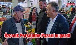 Özcenk Perşembe Pazarı’nı gezdi