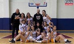 DAÜ kadın basketbol takımı gaziantep’te yenilgisiz şampiyon