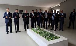 Şentop’tan, Denktaş ve Dr. Küçük'ün anıt mezarlarına ziyaret