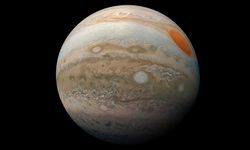 James Webb Uzay Teleskobu, Jüpiter atmosferinin üst kısmında "karmaşık yapılar" keşfetti