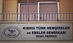 Hemşireler ve Ebeler Sendikası yarın dört saatlik uyarı eylemi yapacak