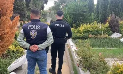 Polisin mezar nöbeti: Cem Garipoğlu'nun mezarı başında bekliyorlar