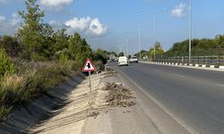 Girne Belediyesi, çevre yolu temizlik çalışmalarına yeniden başladı