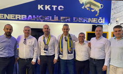 Fenerbahçe Yönetim Kurulu Üyesi Rıfat Perahya, KKTC Fenerbahçeliler Derneği'ni ziyaret etti