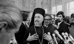 Rum basını yazdı: Makarios’a yönelik darbeye direnirken ölenler anıldı…