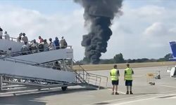 Londra Southend Havalimanı’ndan havalanan küçük uçak kısa süre sonra düştü