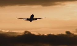 Kalkışa hazırlanan uçakta bomba paniği...