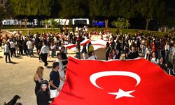 DAÜ’de 29 Ekim Cumhuriyet Bayramı, gençlik yürüyüşü ile kutlandı