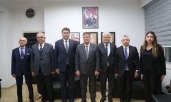 Bayındırlık ve Ulaştırma Bakanı Erhan Arıklı, Türkiye’den DP heyetini kabul etti