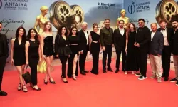 DAÜ öğrencileri Antalya Film Festivalinde set deneyimi kazandı