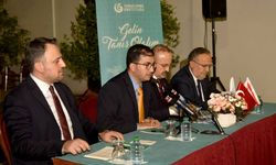 “Yakın Tarihimizde Demokrasi Mücadelesi” paneli yapıldı