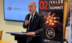 Serhat Akpınar’a Oxford’da Uluslararası Değer Yaratanlar Ödülü...