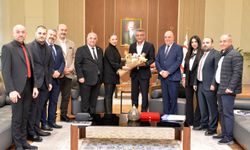 Erhürman, 15 Kasım Üniversitesi Rektörü ve beraberindeki heyeti kabul etti