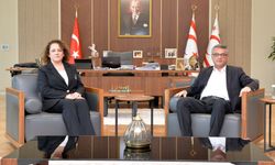 Erhürman, KKTC Bakü Temsilcisi Ufuk Arca Turganer ile görüştü