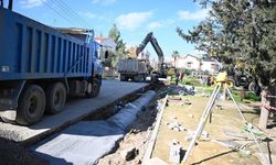 Gönyeli Acısu Sokak’ta yağmur suyu drenaj kapasitesi artırılıyor