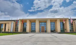 Cumhurbaşkanlığı “5. Liseler Arası Şiir Okuma ve Yazma Yarışması” düzenliyor