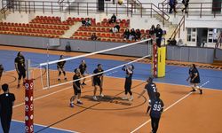 DAÜ’de Şampiyon Melekler voleybol anı turnuvası başladı