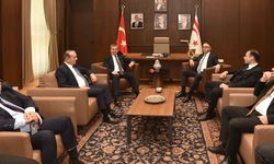 Başbakan Üstel, Özerdağ ve Yüksek Adliye Kurulu üyeleri ile toplantı yaptı