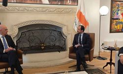 Dendias Güney Kıbrıs ziyareti çerçevesinde Hristodulidis’le görüştü