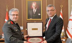 Erhürman, Kara Kuvvetleri Komutanı Tokel’i Kabul Etti