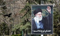 İran lideri Hamaney için Tahran'da 3 gün cenaze töreni düzenlenecek