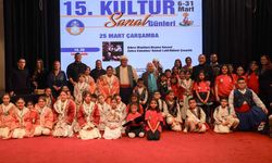 İskele'de "Kıbrıs manileri/atışma gecesi"