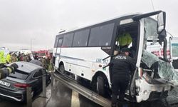 İstanbul'da polisleri taşıyan servis kaza yaptı: Bir polis şehit oldu