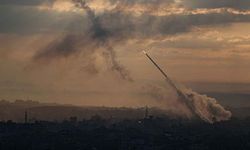 İsrail basını: Hizbullah, bu akşam son dalgada İsrail'e 100 roket attı