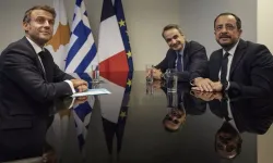 Emmanuel Macron ve Kriakos Miçotakis, Güney Kıbrıs'ı ziyaret edecek