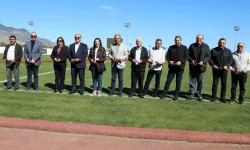 Değirmenlik Akıncılar Belediyesi Sadık Cemil Stadyumu çim sahası açıldı