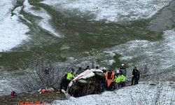 Türkiye'den acı haber... Hasta taşıyan ambulans, uçuruma yuvarlandı