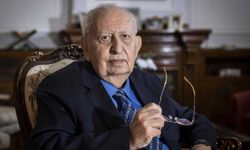 Eski TBMM Başkanı Cindoruk hayatını kaybetti