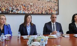 İncirli: Turizm için kriz yönetimi şart, turizm daralırsa ekonomi daralır