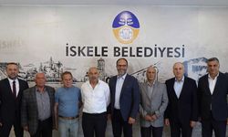 Kıbrıs Türk Belediye Başkanları Derneği’nden Sadıkoğlu’na ziyaret