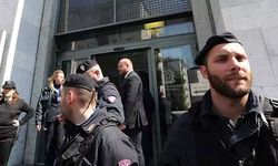 İtalya'da banka soygunu: 25 kişiyi rehin aldılar