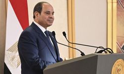 Sisi Güney Kıbrıs'ta konuştu: Bölgesel krizlerin çözümünde tek yol siyasi süreç