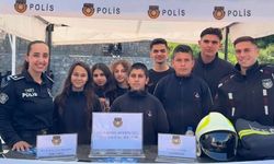 Lapta'daki kariyer gününde polis ve itfaiye meslekleri tanıtıldı