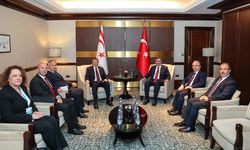 Başbakan Üstel, Yılmaz ile görüştü