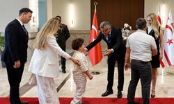 Erhürman Çifti Halkla Bayramlaştı