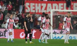 Şampiyonluk gecesinde şok: Galatasaray Samsunspor'a 4-1 mağlup oldu